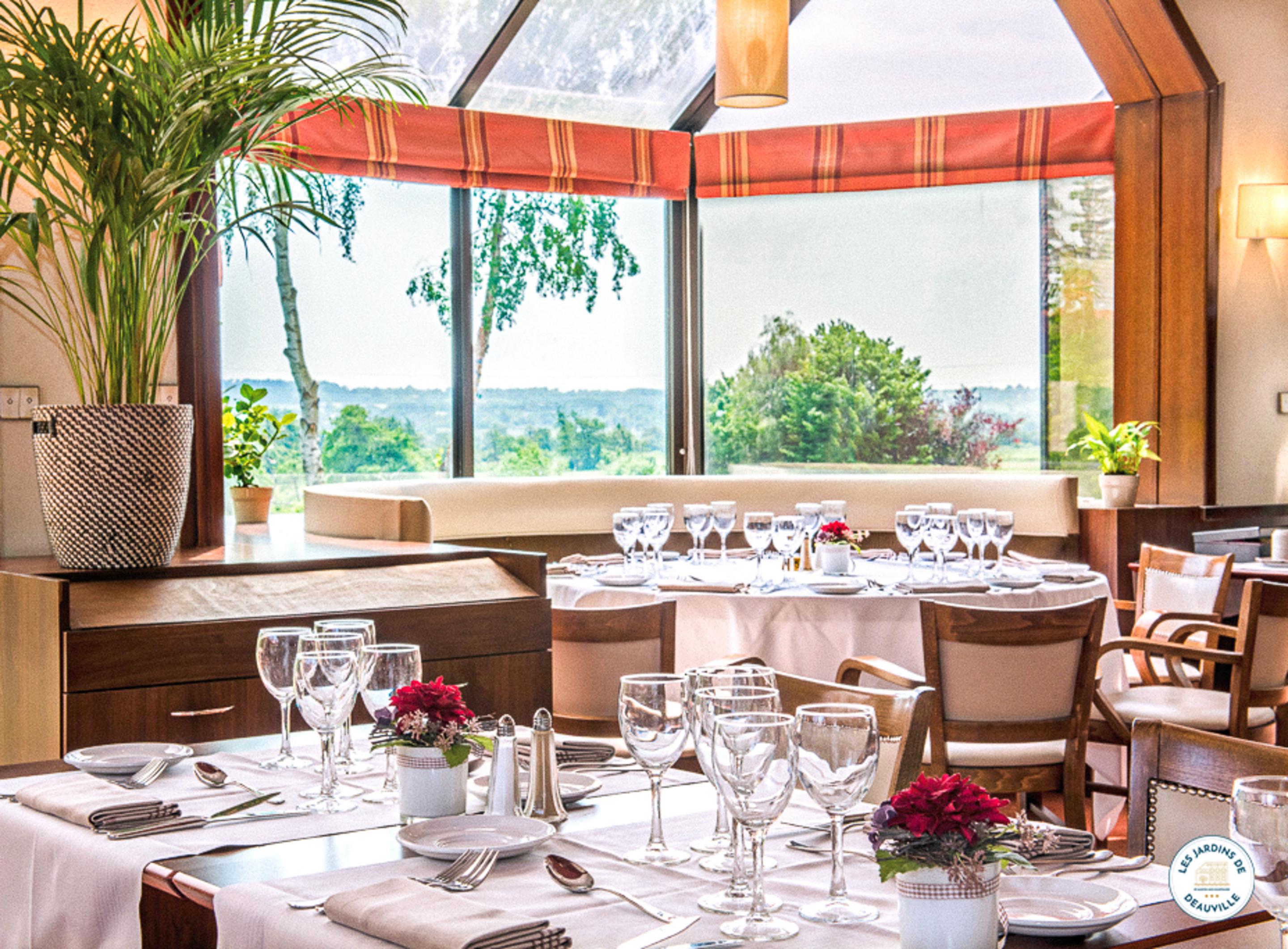 Hotel Les Jardins De Deauville Saint-Martin-aux-Chartrains Esterno foto