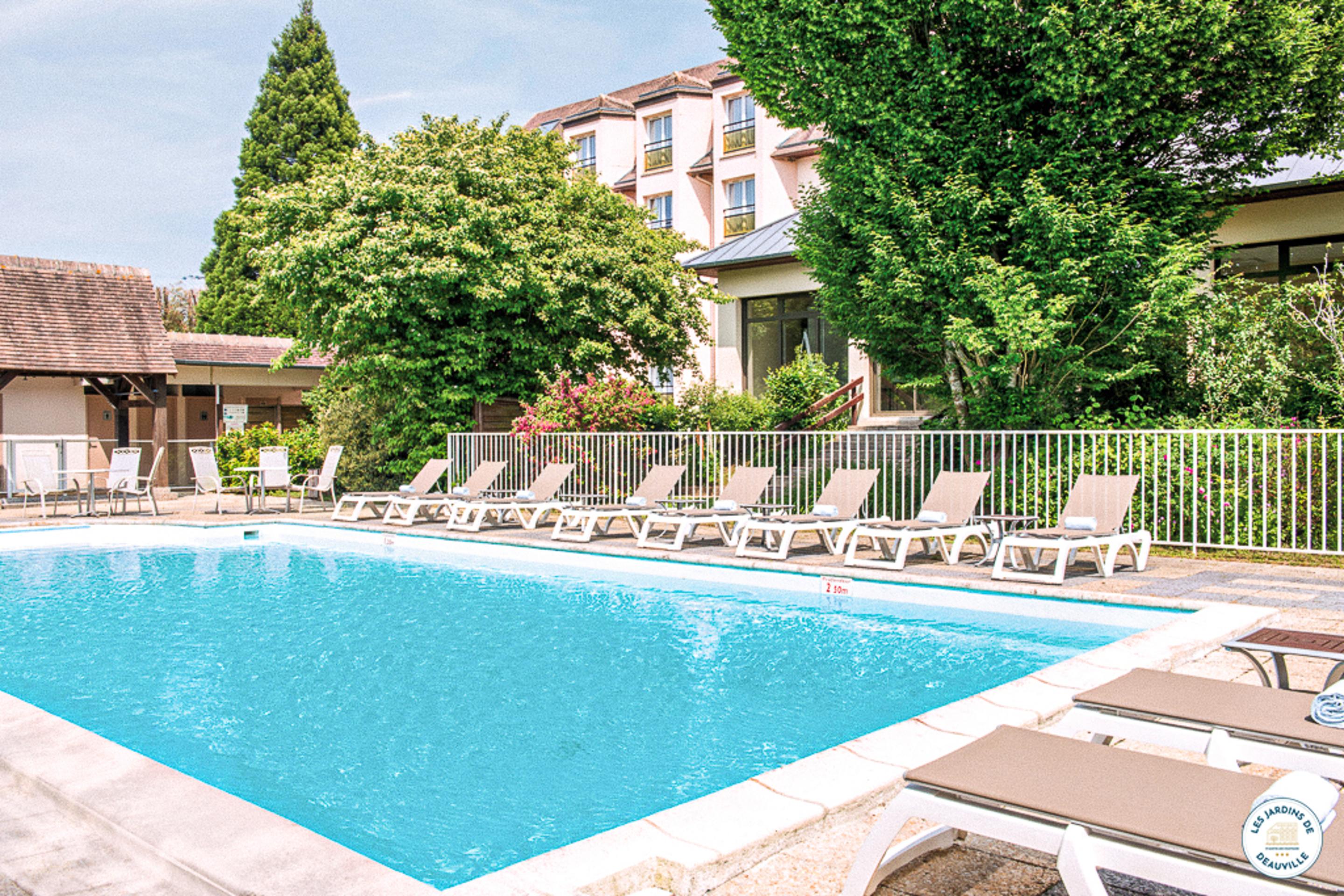 Hotel Les Jardins De Deauville Saint-Martin-aux-Chartrains Esterno foto