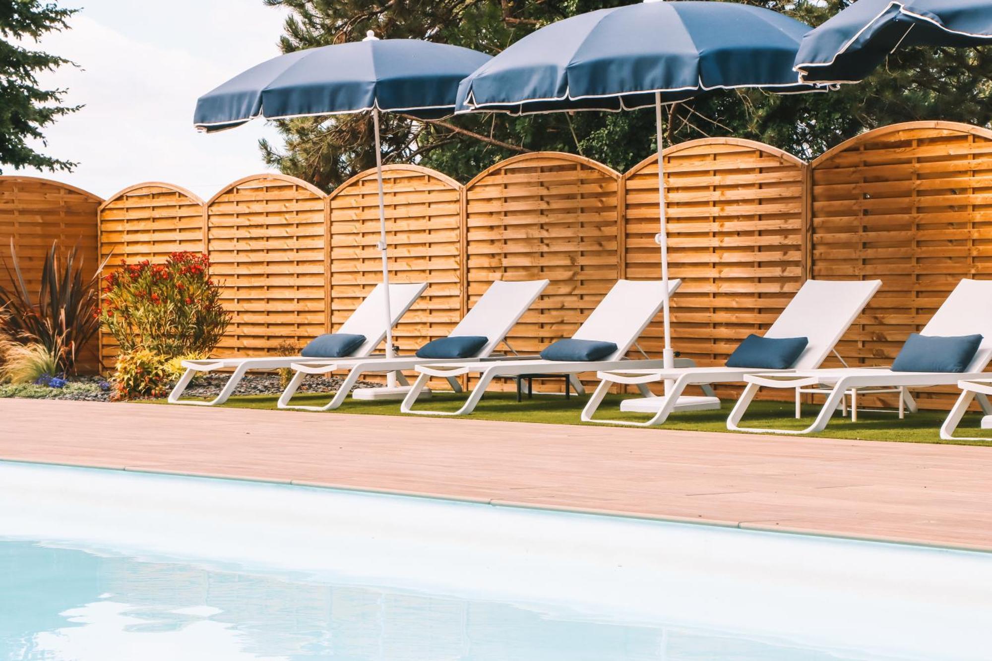 Hotel Les Jardins De Deauville Saint-Martin-aux-Chartrains Esterno foto